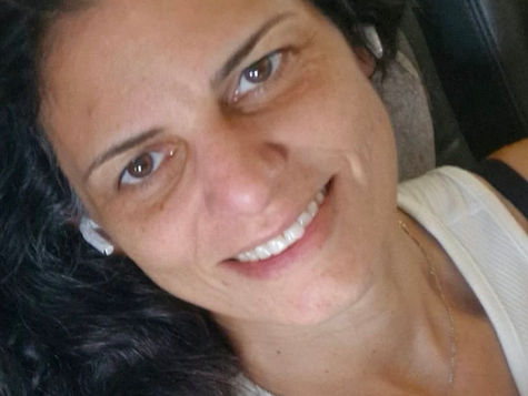 נשים ו/או גברים במרחבים עירומים, עם דגש על מבט עדין ונוכח, המסע של ההסתכלות על איברי מין כחלק מהגוף השלם, תוך כבוד לגבולות וביטוי של סקרנות ופתיחות