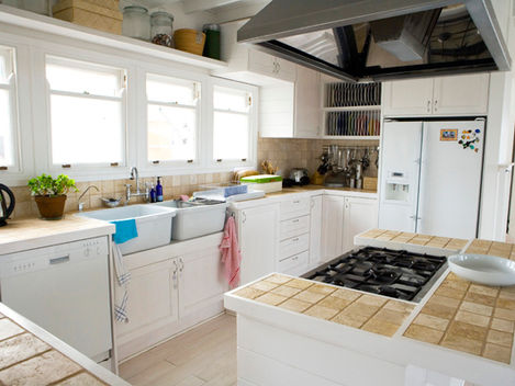 Maximize Efficiency in Your Petite Kitchen: A Comprehensive Guide