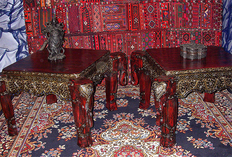 Miniaturbild: Asiatische Elefanten Tische