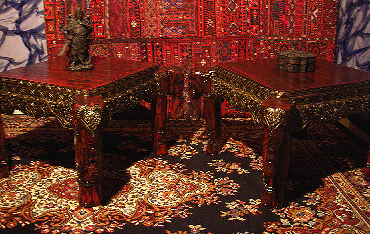 Miniaturbild: Asiatische Elefanten Tische