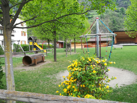 COLMA: PARCO GIOCHI E CASTEL FRIEDBURG