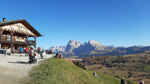 SEISERALM: MIT KINDERWAGEN ZUR TSCHÖTSCHALM
