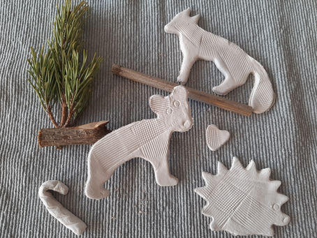 DECORAZIONI NATALIZIE CON MATERIALI NATURALI