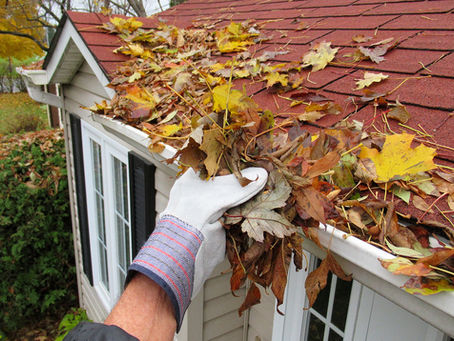 Signs Your Gutters Need to Be Cleaned