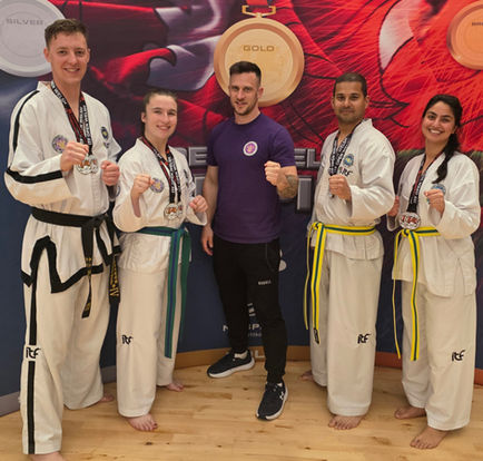 Reading Taekwon-Do class group photo with instructor James Dilley