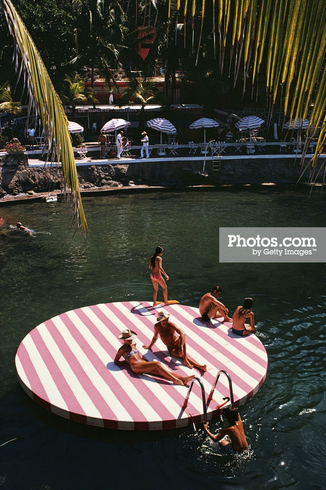 The Bureau chases the Artist, Slim Aarons, and the Jet Set Life.
Learns Life Lessons.