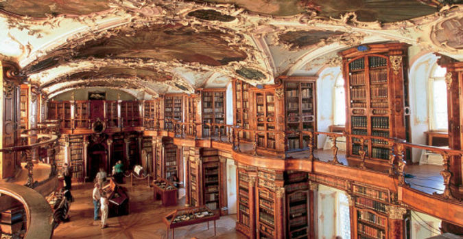 ausflugsziel_stiftsbibliothek-st-gallen_n72517-148506-1_pan.jpg