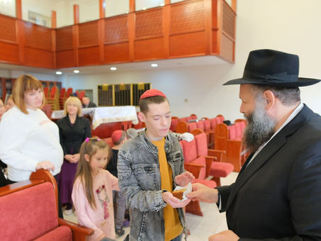 Традиція просити леках