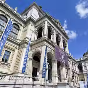 Uni Wien -  Büchertürme