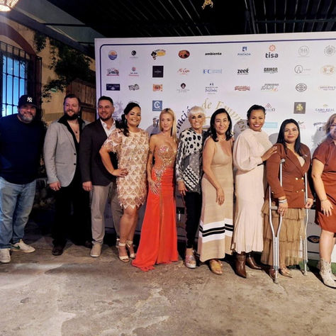 A group photo of the Los Cabos Business Association members (Asociación de Empresarios de Los Cabos A.C.) during the 2025 Brindis at Casa Bonita Restaurante in Cabo San Lucas.