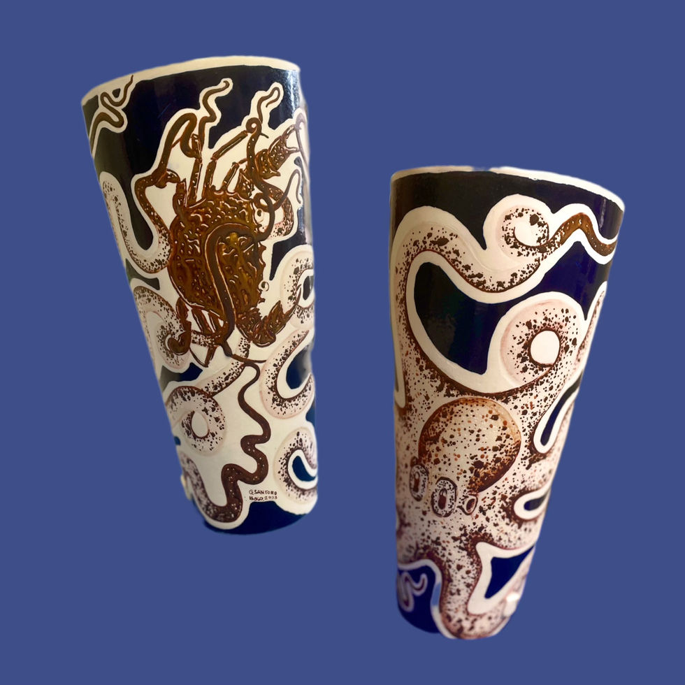 The porceline vase, realized in Elica studio with the tecnique of high temperature ceramics.