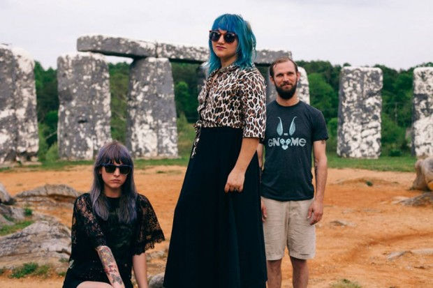 NEW MUSIC: Idle Bloom - Mind Reader