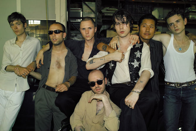 Marching Church laat hun meest duistere én groovy kant zien met nieuwe singles