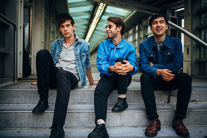 ALBUM REVIEW: EZTV – High in Place