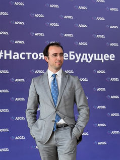 Photo documentation illustrating Loran Jacobs working as Executive Leadership at Deep-Tech Ventures during the "Archipelago 2022: Technology Accelerator & Evaluation Session" project in Moskva. (Track: Entrepreneurship)