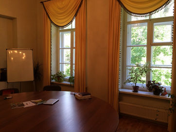 Photo documentation illustrating Loran Jacobs working as Executive Leadership at Deep-Tech Ventures during the "Establishing Ardalion Business School" project in Moskva. (Track: Entrepreneurship)