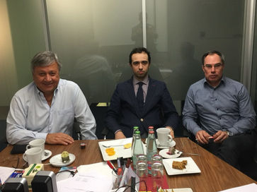Meeting Azad Chairman Mike, the former J&J CFO laid the foundations for many fruitful discussions with Loran Jacobs in various professional roles, across many different industries eversince.