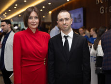 Receiving National Award "People Changing the Country"