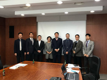 Photo documentation illustrating Loran Jacobs working as Executive Leadership at Deep-Tech Ventures during the "South Korean Pharma Market Outlook" project in Teheran-ro 114-gil. (Track: Top Management)