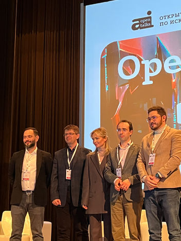 Photo documentation illustrating Loran Jacobs working as Executive Leadership at Deep-Tech Ventures during the "OpenTalks.ai Forum" project in Moskva. (Track: Top Management)
