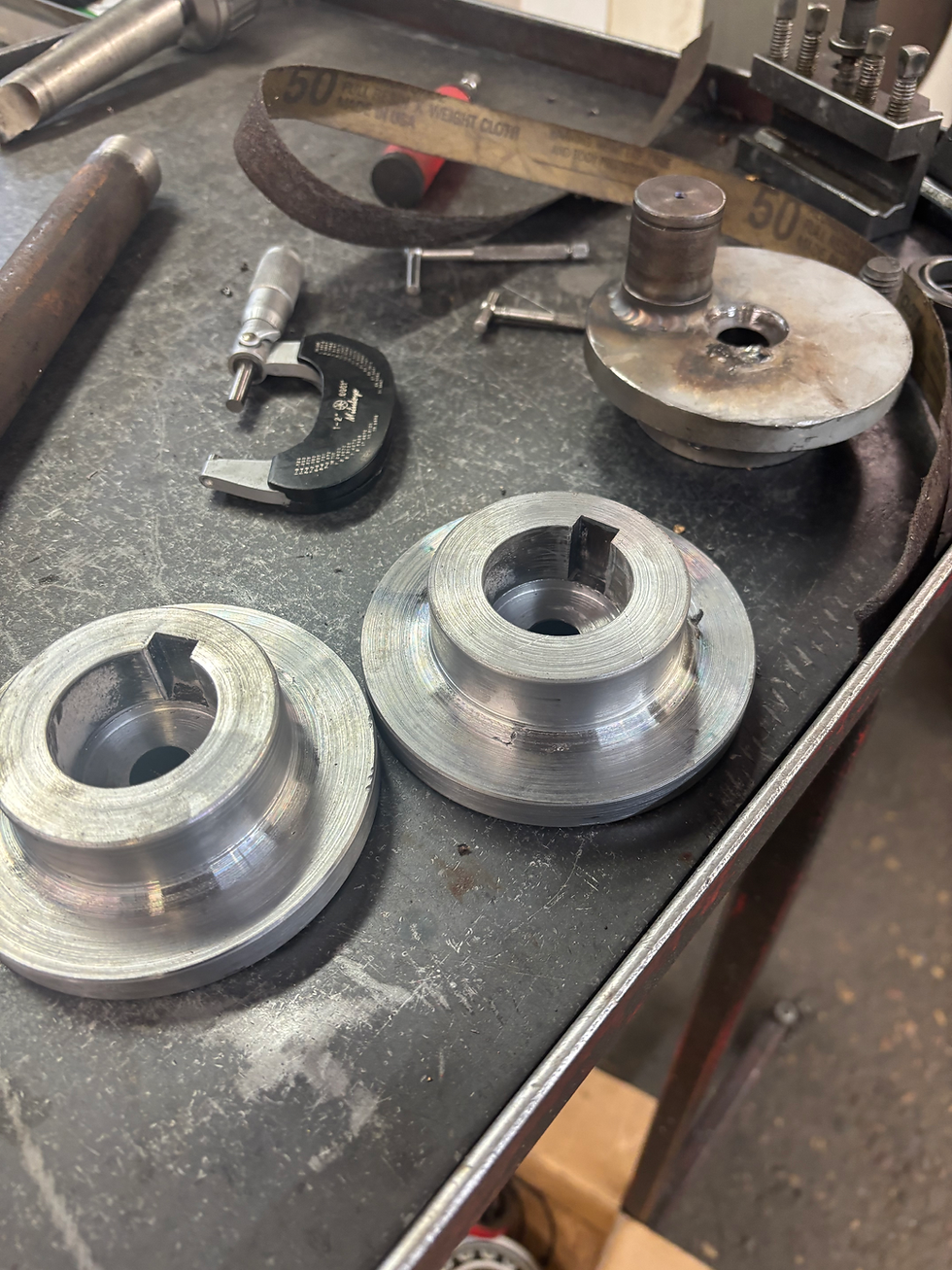 machined metal pieces