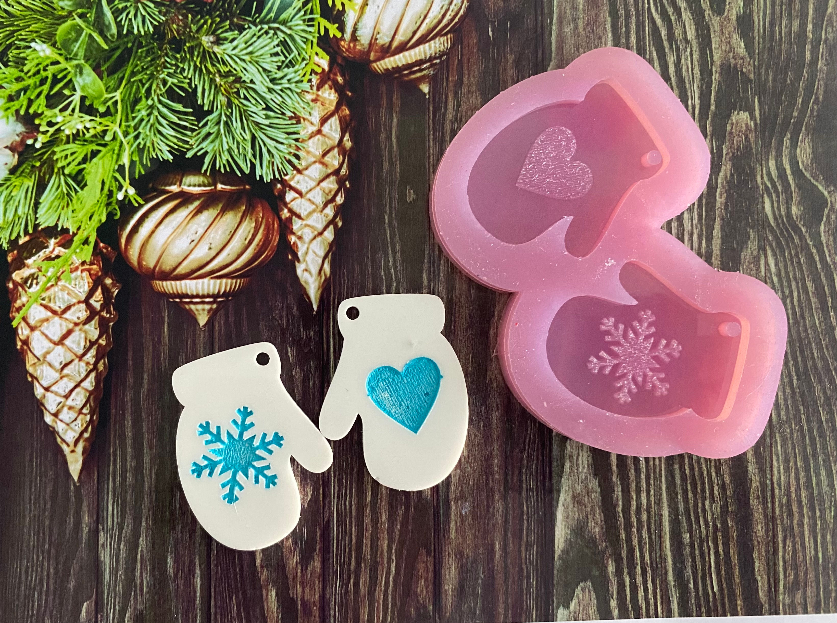 Christmas Mittens earring Mould for Resin