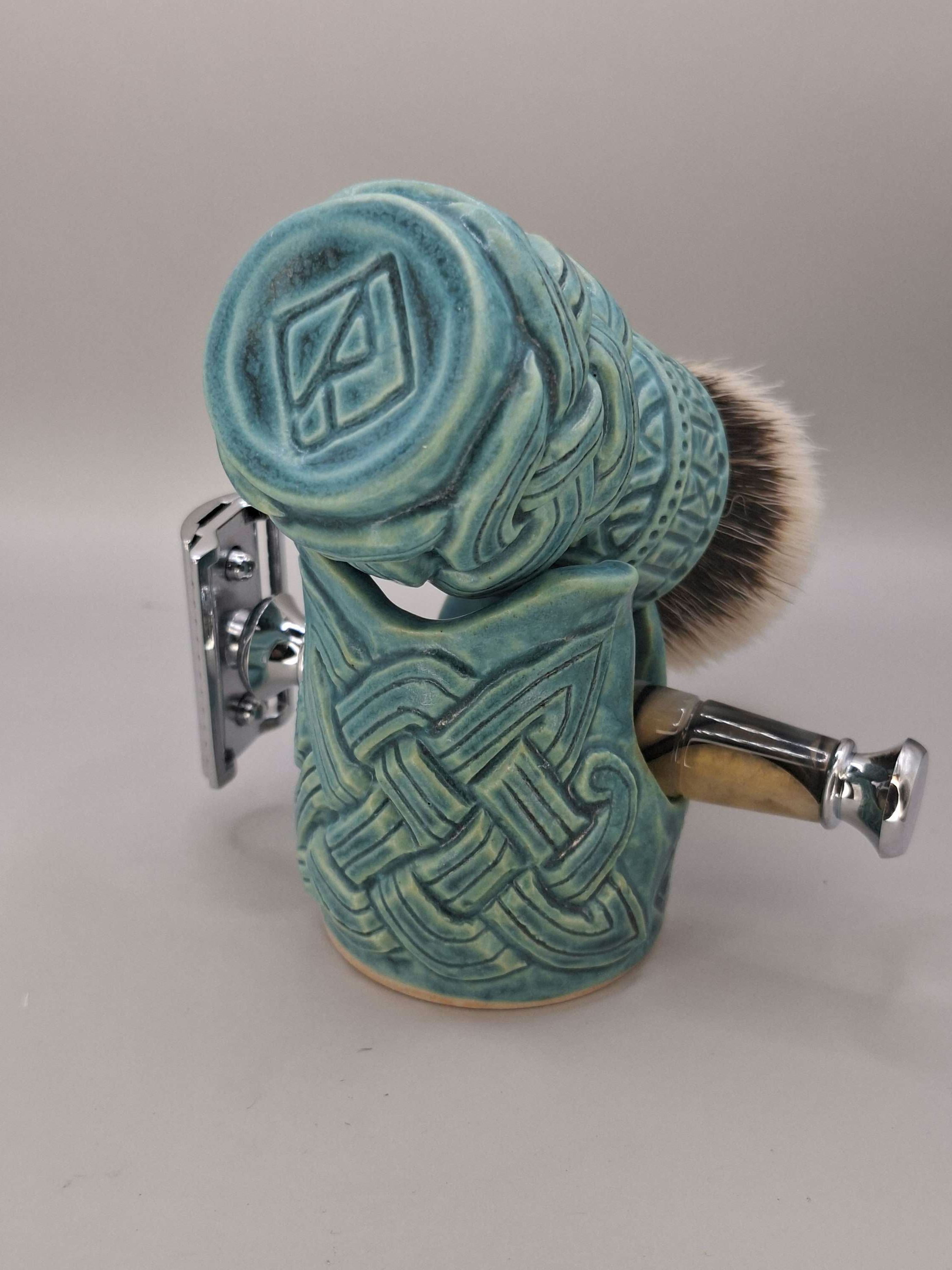 Celtic/Viking Brush/Razor Stand/Display