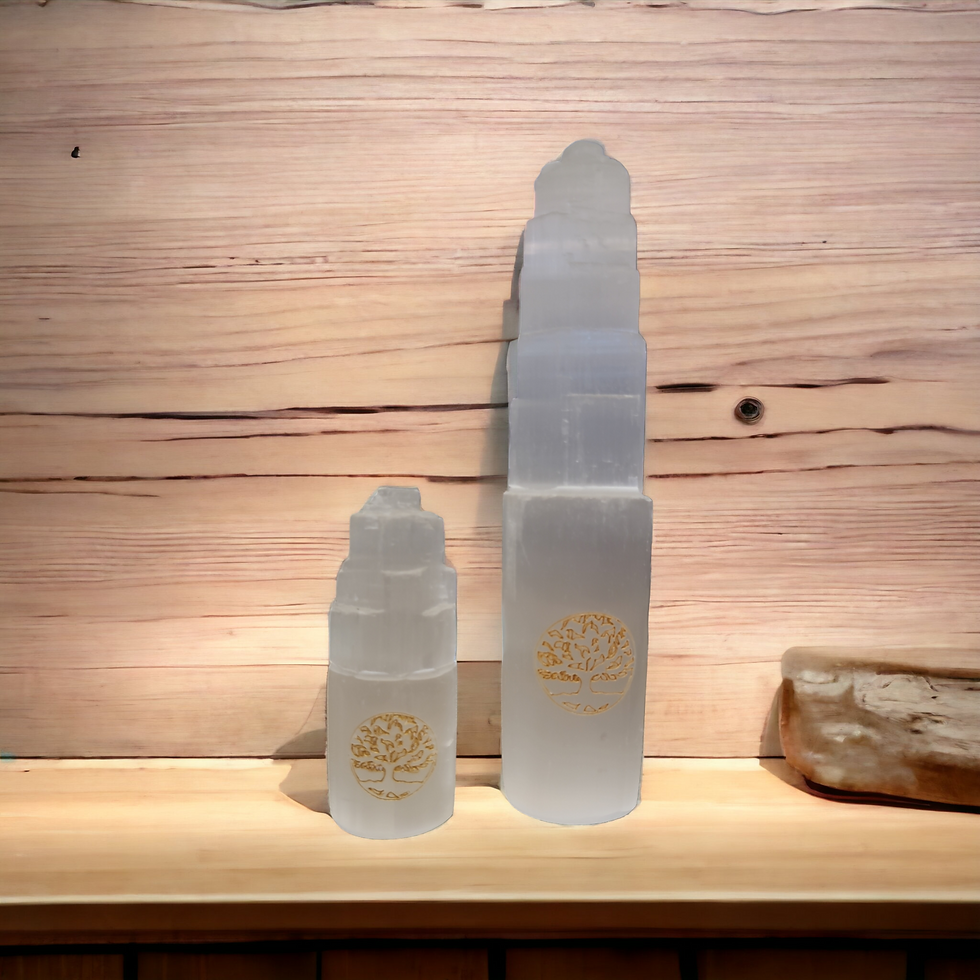 Monolithe de Sélénite blanche gravé abre de vie grade A