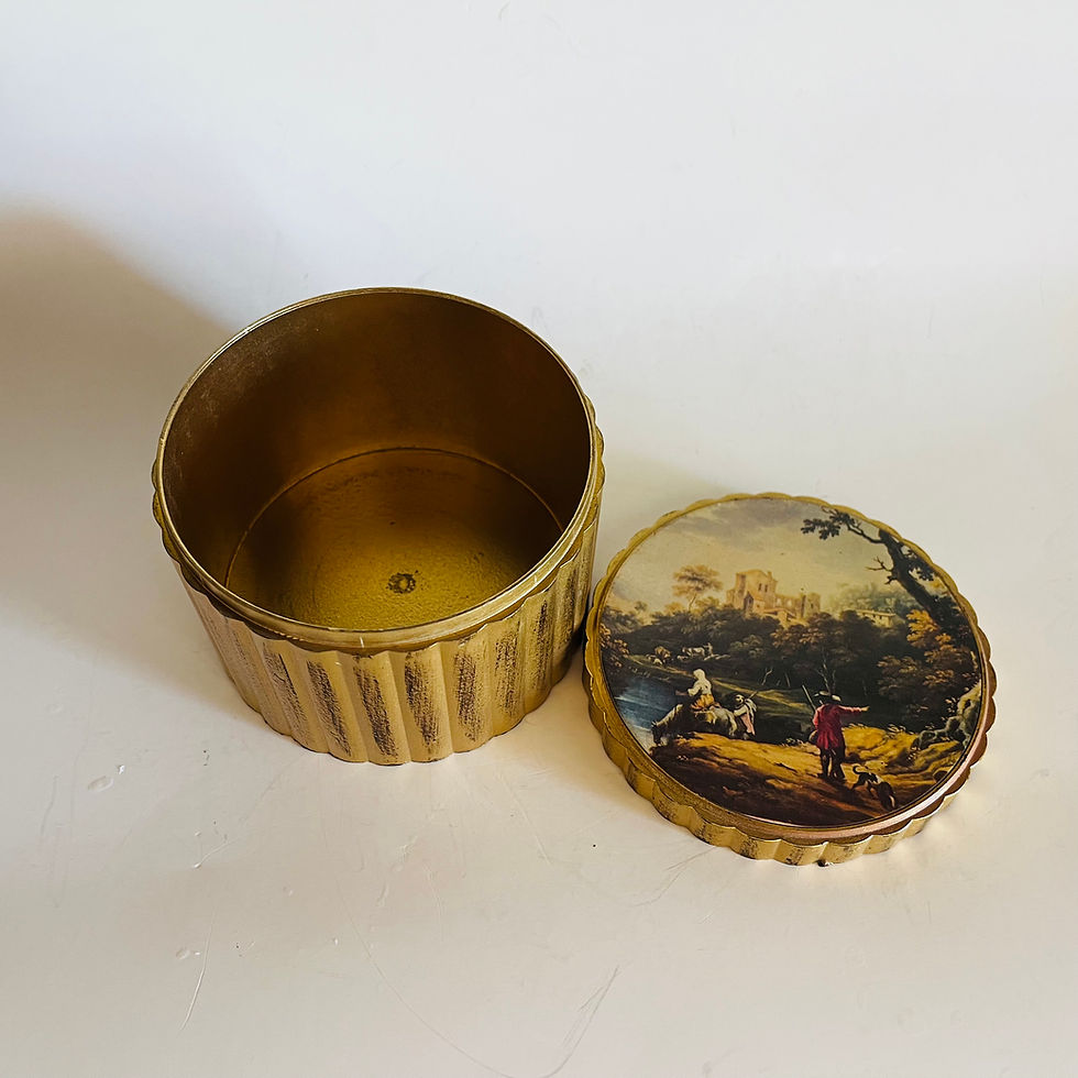 Thumbnail: Vintage Florentine Trinket Jewelry Box – Made in Italy – Ribbed Round Gold Scall