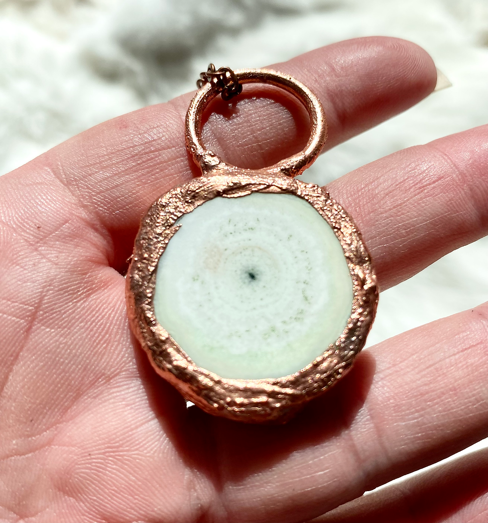 Thumbnail: Agate Flower pendant with copper