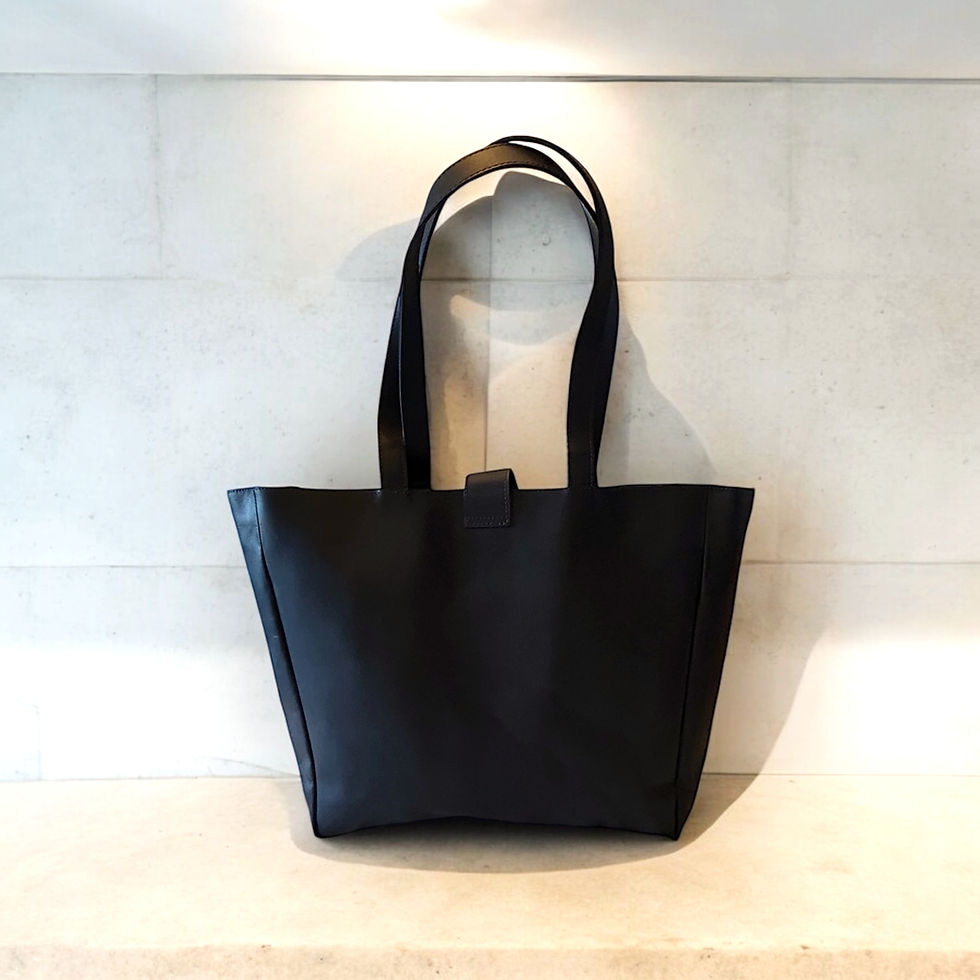 Miniaturbild: Cowhide Leather Tote Bag | Navy Blue Tote Bag | Theugi New York
