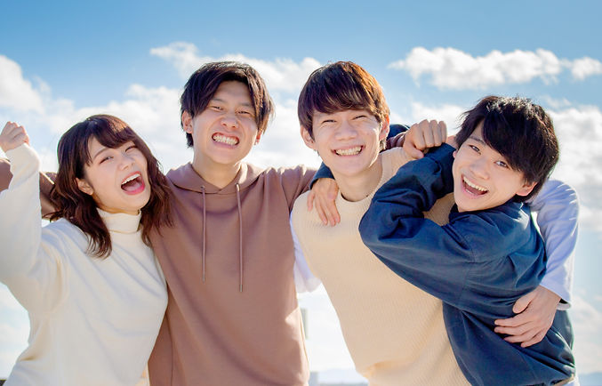 這イヨル仮面_メイン4人2.jpg