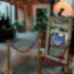 Photobooth Magic Mirror con ingresso scenografico al tuo evento in Lombardia