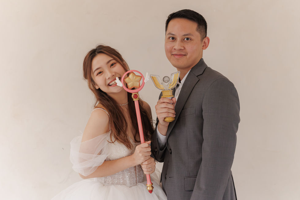 vancouver-indoor-studio-engagement- (31)