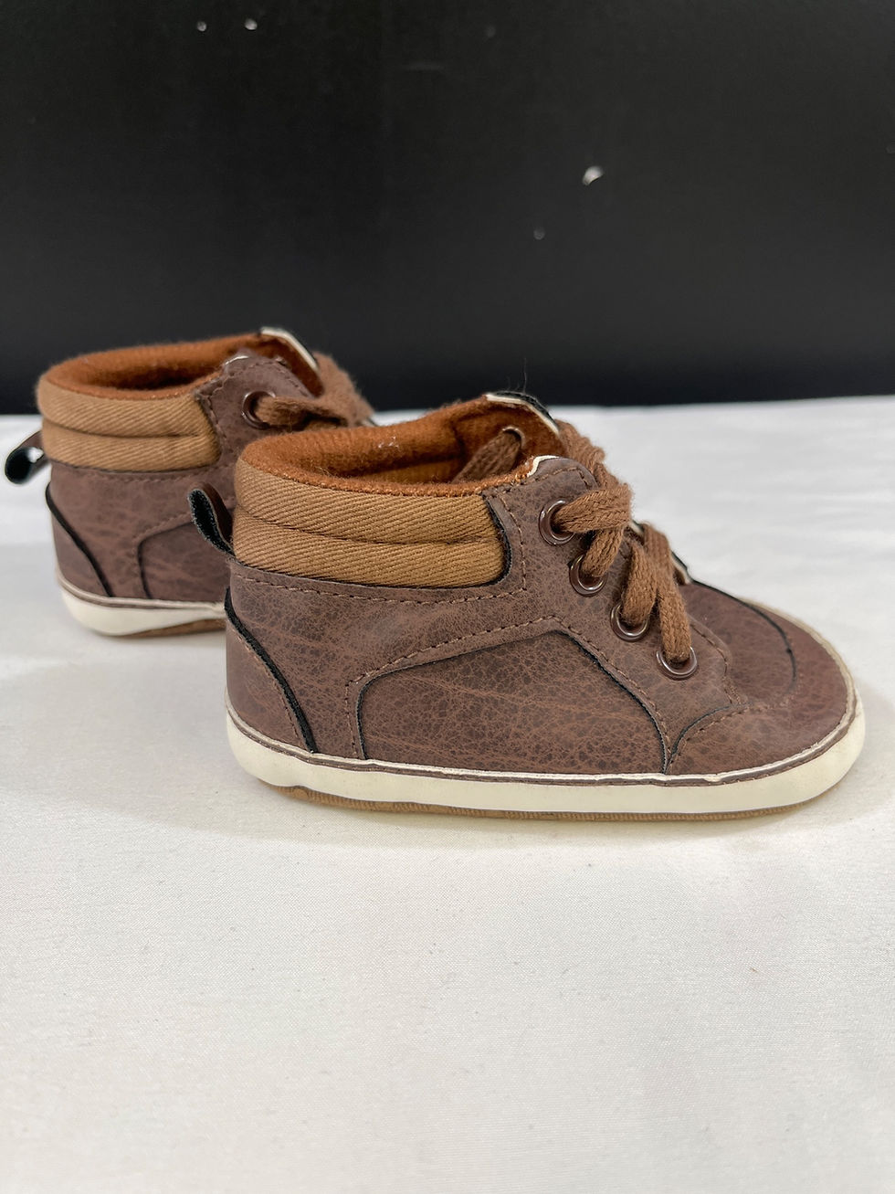 Infant Baby Boy Brown Shoes/Sneakers Size 2 SKU 5951