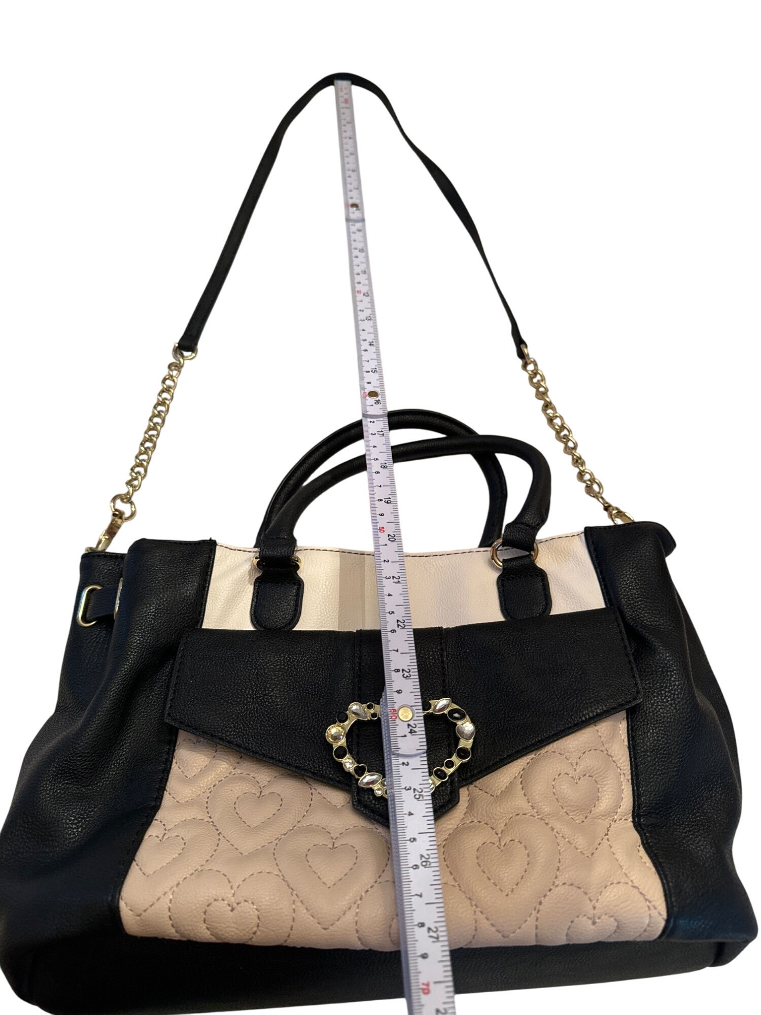 Betsey Johnson Womens Black Beige Heart Quilted Handbag clutch SKU 6940