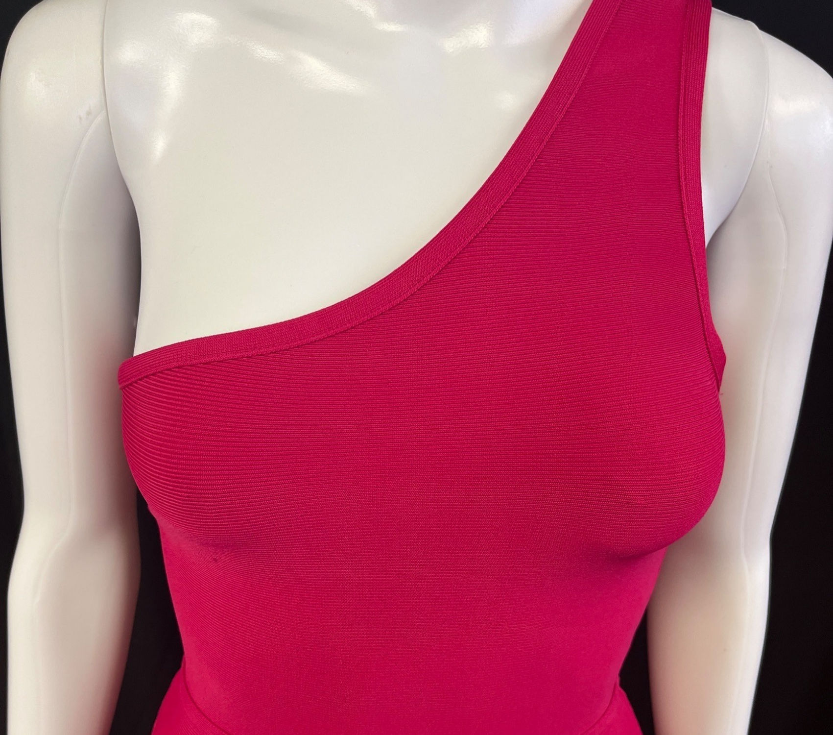 BCBGMaxazria Women's Hot Pink One Shoulder Dress/Knee Length Sz XS SKU 4487