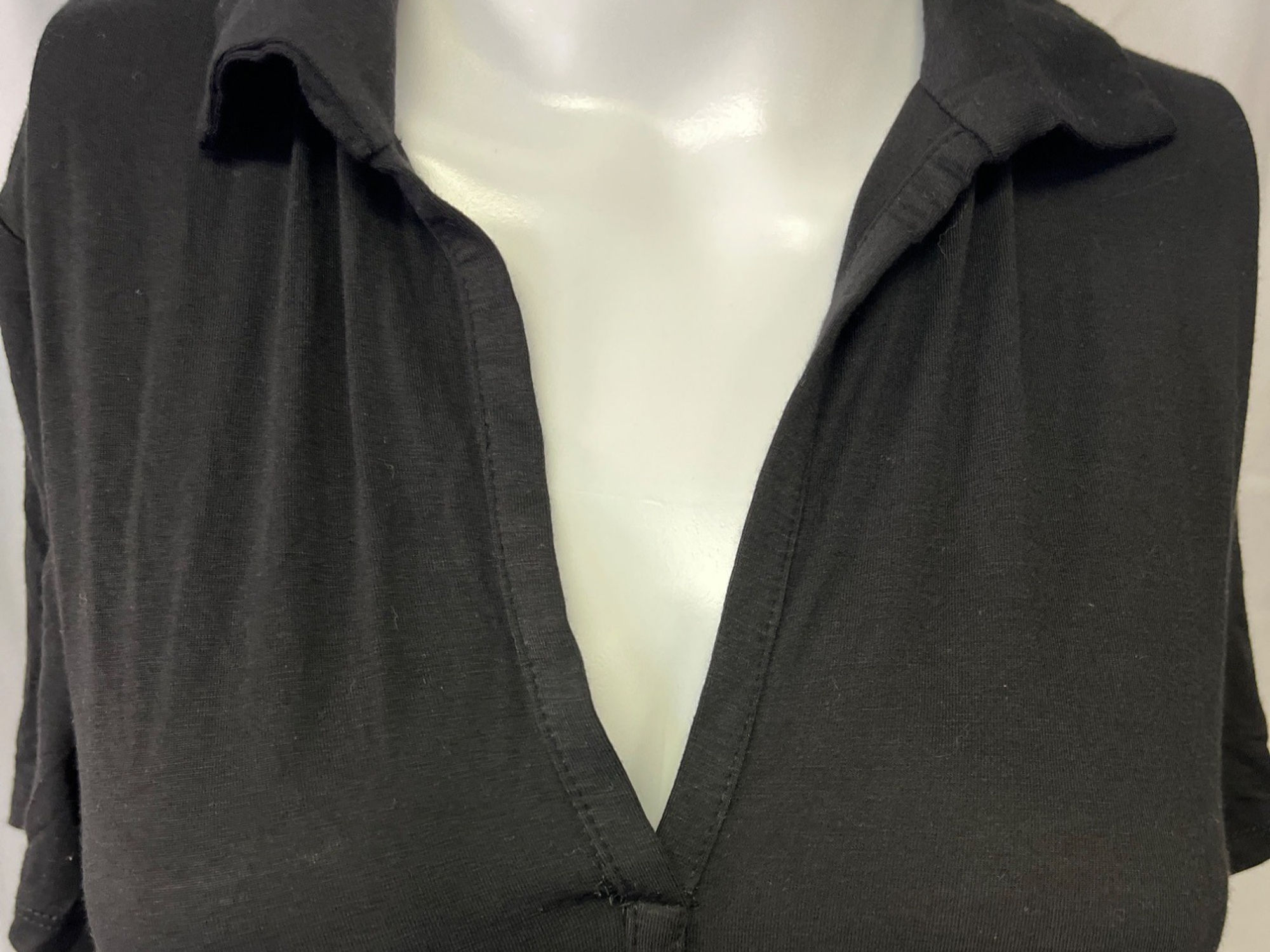 Elie Tahari Women's Black Shirt/Polo Sz S/P SKU 4203