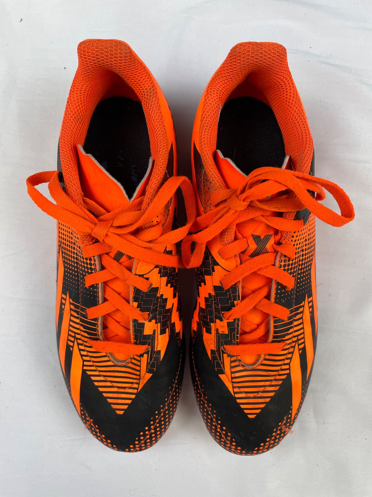 Adidas speedportal Boys Orange/black shoes/cleats GZ5139 Size 4.5 SKU 3580