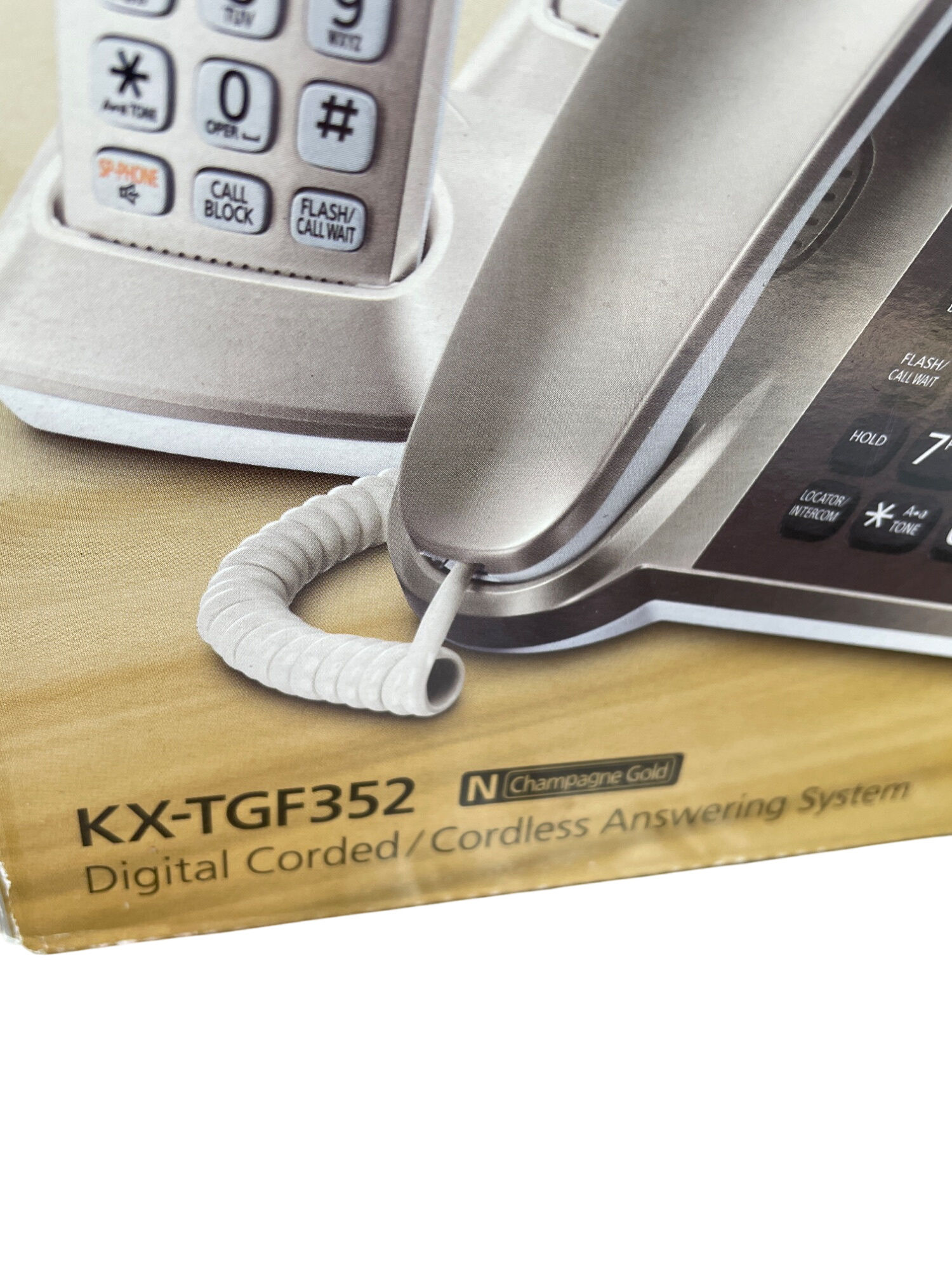 Panasonic KX-TGF352 Digital Corded/Cordless Answering System SKU 9078