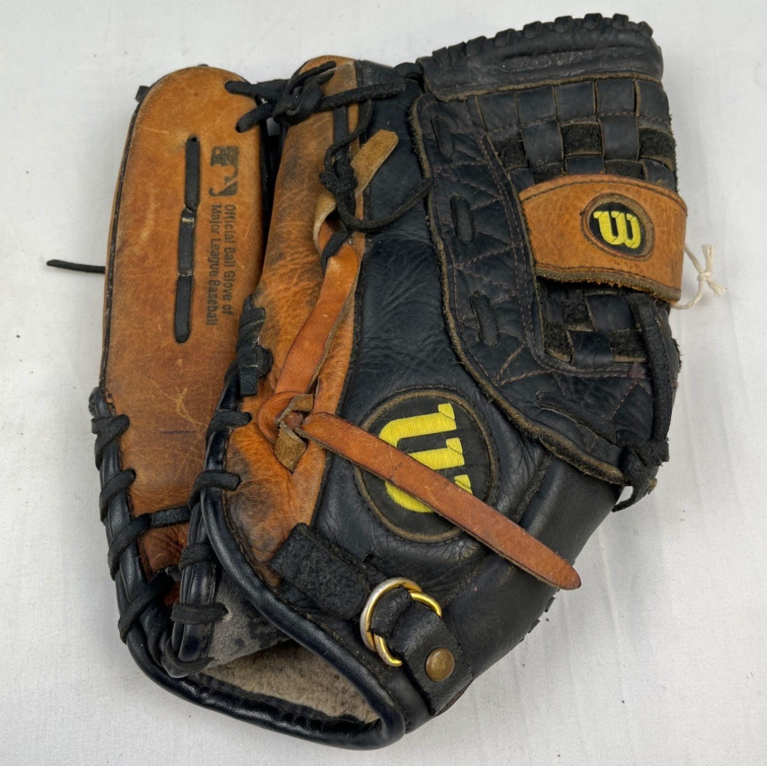 Wilson Men's Brown 12-inch Right Handed Baseball Glove SKU 4492