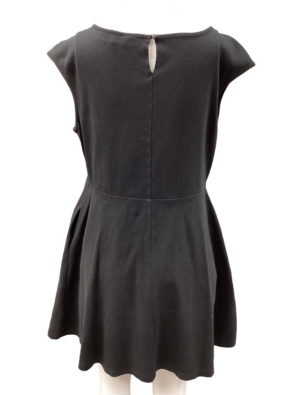 Black Sleeveless Dressy by NY & Co. size L SKU 630