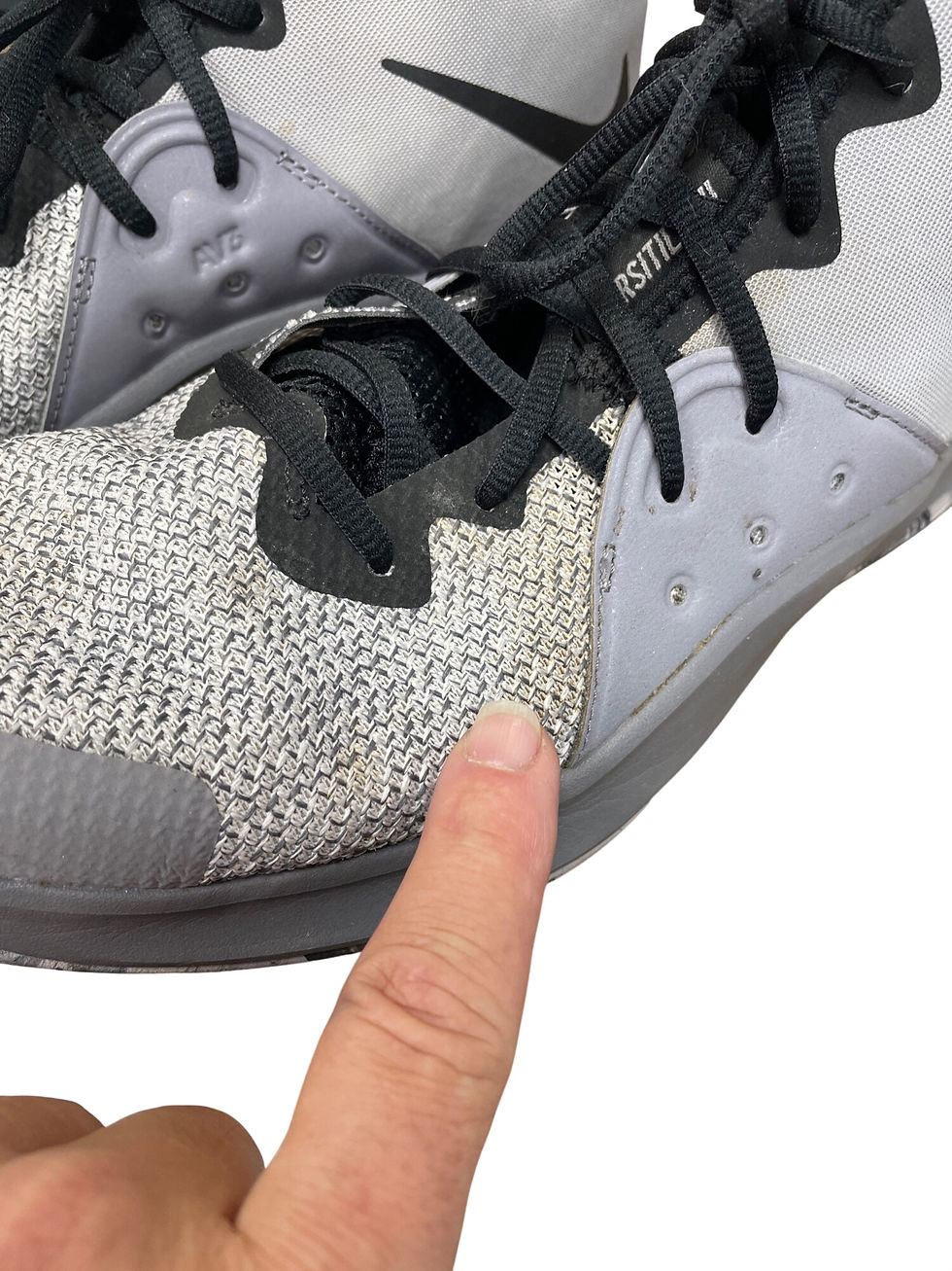 Thumbnail: Nike Air Versatile 3 mens gray black low top run casual sneakes Sz 10.5 SKU 9722