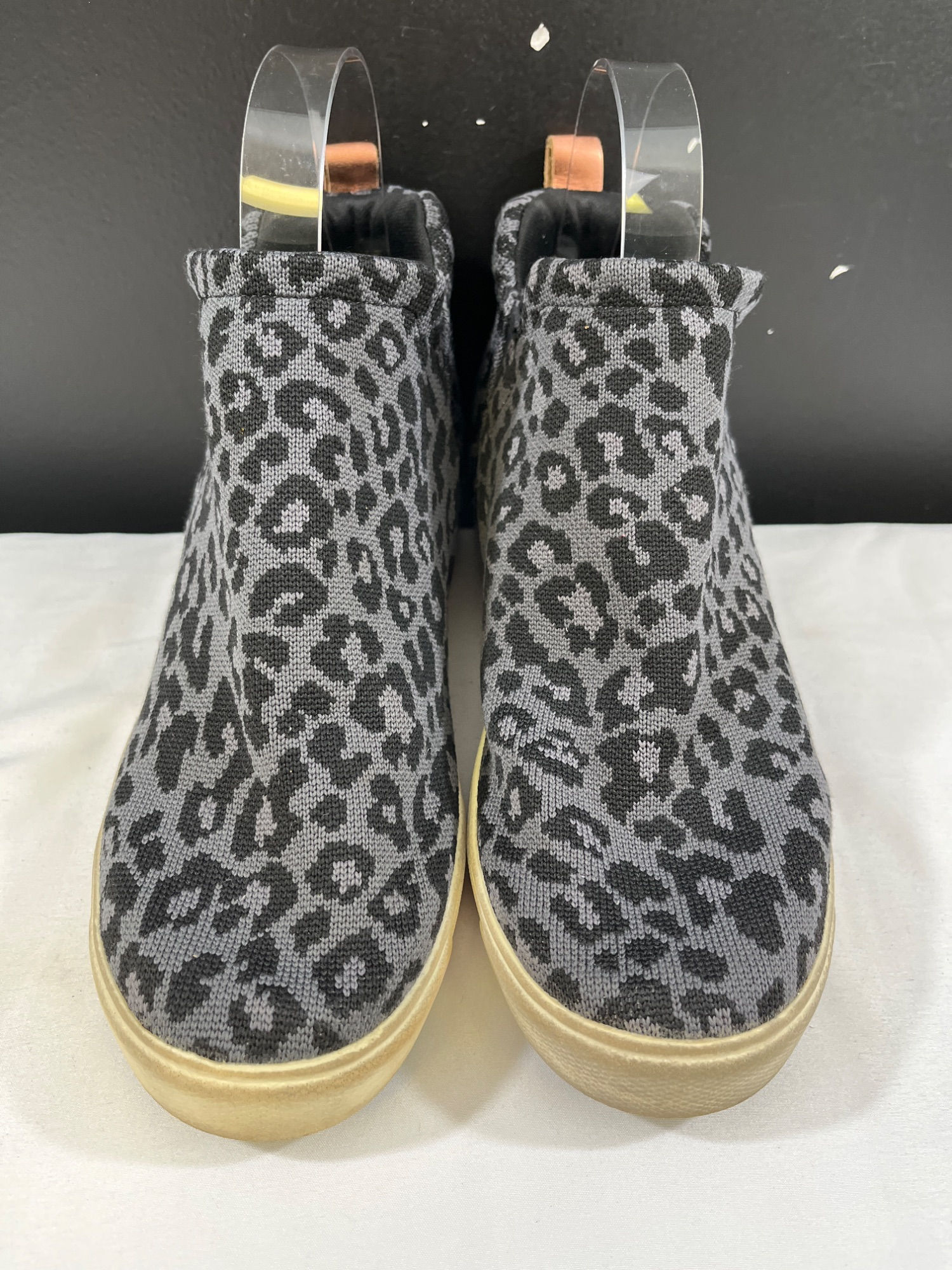 Ryka Vera Womens Grey Leopard Print Casual Sneakers Size 8.5M SKU 6422