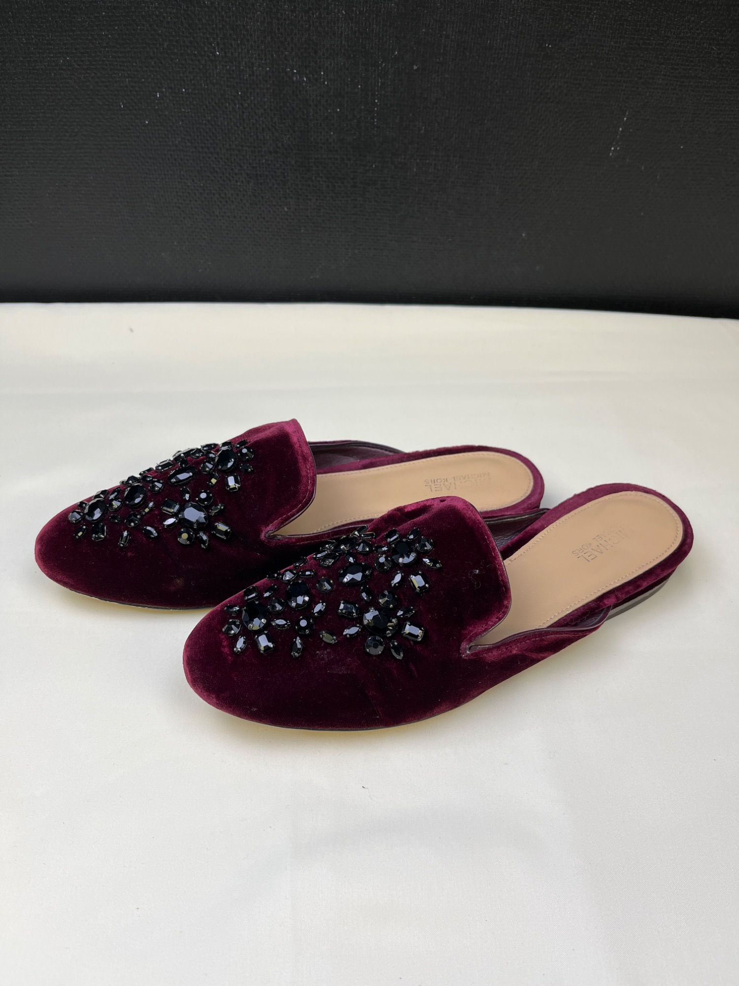 Michael Kors Women's Wine Velvet/Rhinestone Shoes/Slip on SIze 6.5M SKU 5561