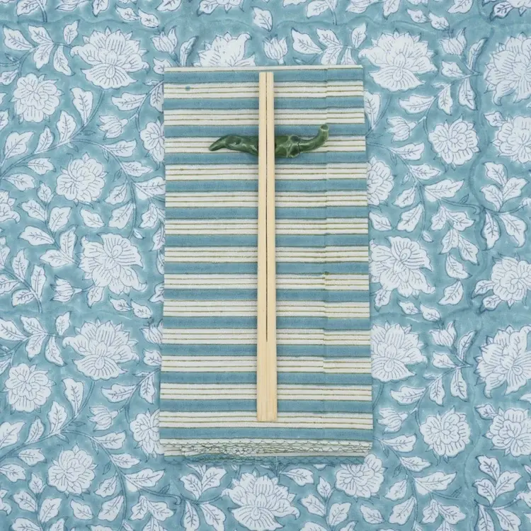 Lot de 4 serviettes de table rayures - divers coloris