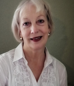 Julie McLoughlin_Headshot 2019.jpg.jpeg