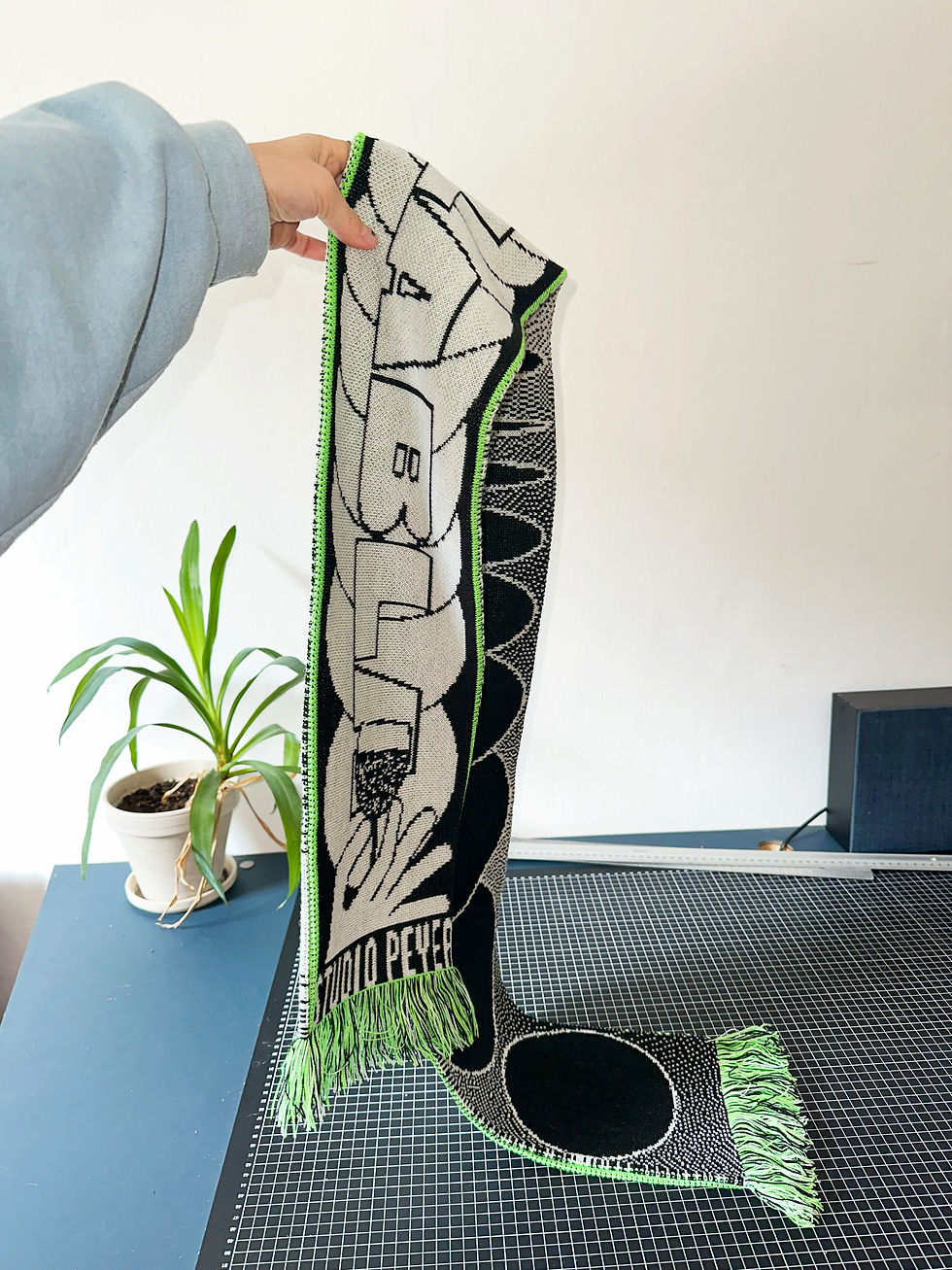 Miniaturbild: Fanschal schwarz weiss design studio peyer