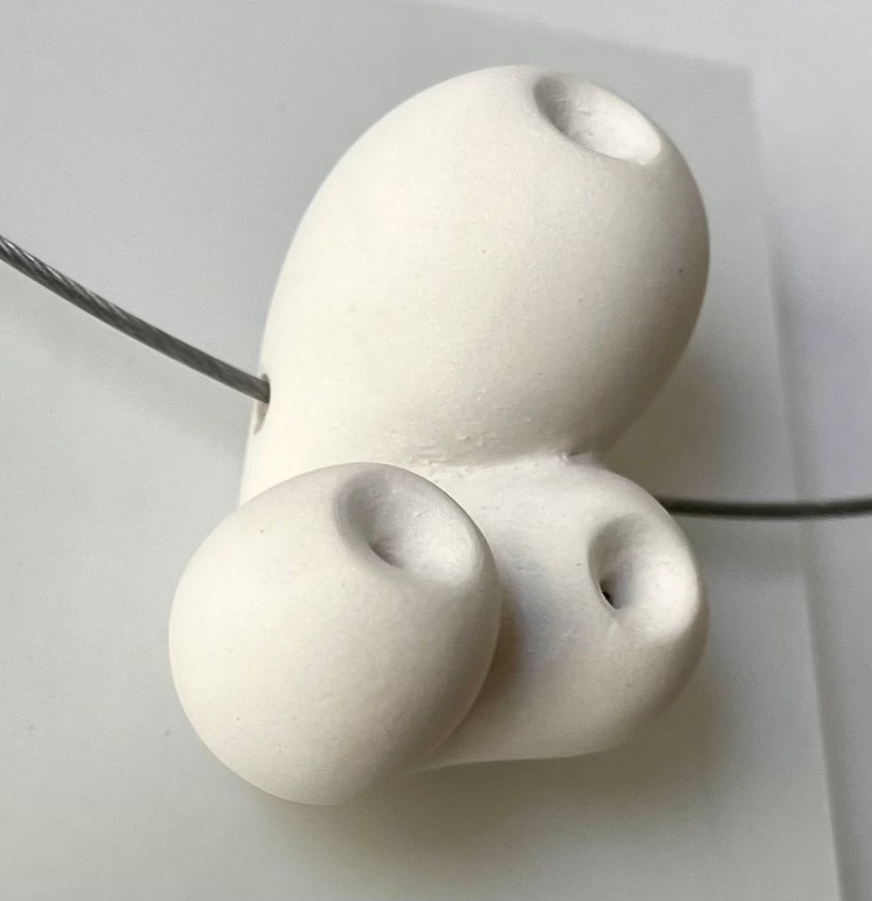 Thumbnail: Three-lobed pendant