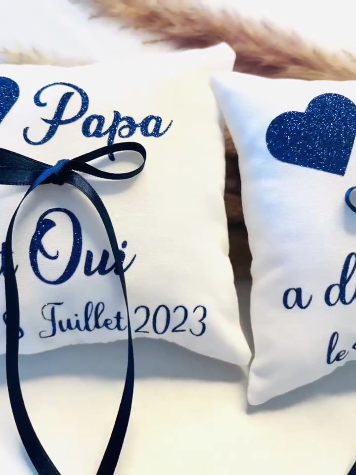Miniature : Porte alliances de mariage Papa Maman  a dit oui  bleu pailleté
